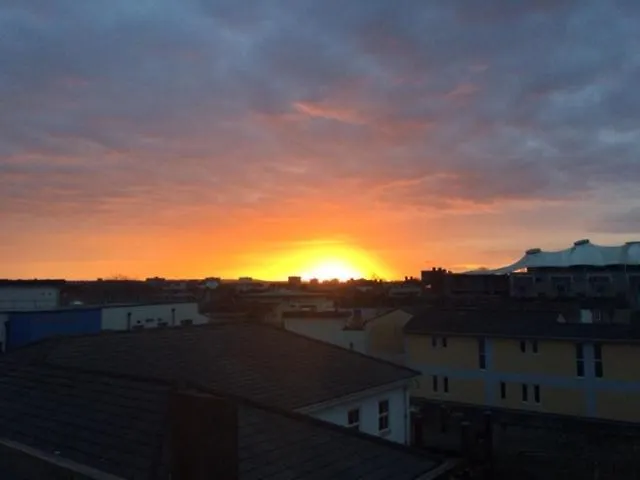 Carlton Mansions - The Red