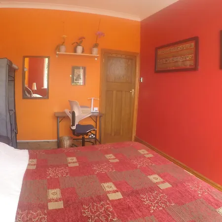 Carlton Mansions - The Red Δωμάτια σε οικογενειακή κατοικία Μπρίστολ